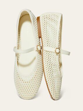 VIVAIA Almond-toe Mary Janes (Nelly)